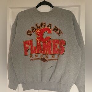 Calgary Flames Gray Sweatshirt (S)